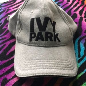 Ivy park hat worn for less than a day!🔥